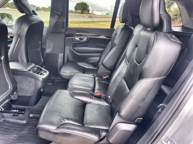 Used 2019 Volvo XC90 T6 Momentum w/ Advanced Package AWD/4WD image 14