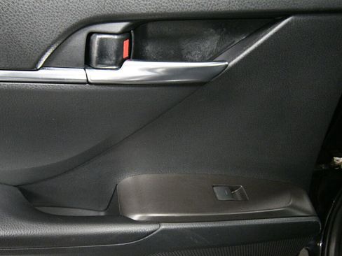 Certified 2024 Toyota Camry SE image 20