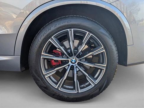 Certified 2026 BMW X5 xDrive40i w/ M Sport Package image 14