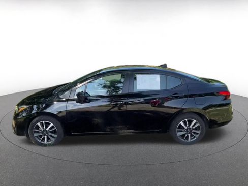 Used 2025 Nissan Versa SV FWD image 7