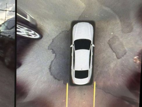 Used 2025 Genesis G70 3.3T Advanced w/ Sport Prestige Package image 24