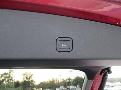 New 2026 Cadillac Optiq Sport 2 image 32