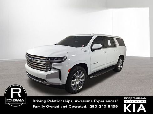 Used 2022 Chevrolet Suburban High Country image 1