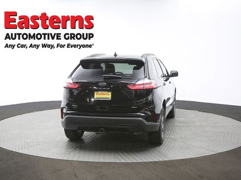Used 2022 Ford Edge SEL w/ Sport Appearance Package image 39