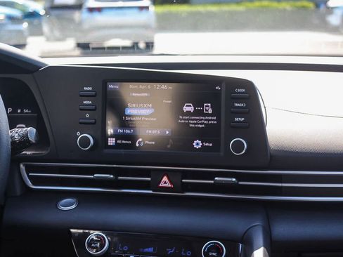 Certified 2023 Hyundai Elantra SEL FWD image 18