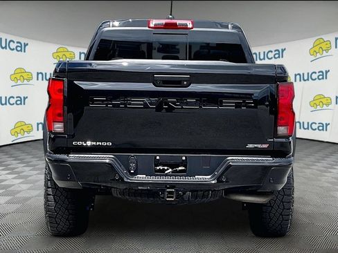 Used 2024 Chevrolet Colorado ZR2 w/ ZR2 Convenience Package III AWD/4WD image 5