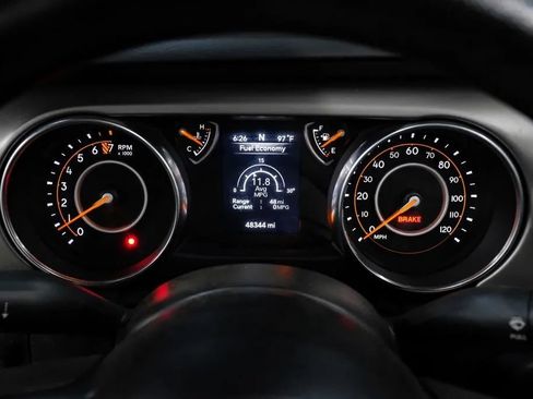 Used 2021 Jeep Wrangler Sport AWD/4WD image 23