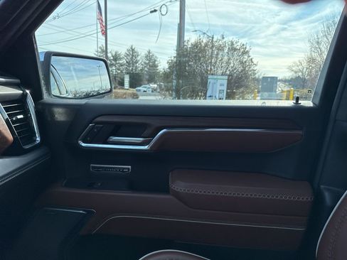 Used 2023 GMC Sierra 1500 Denali Ultimate image 46