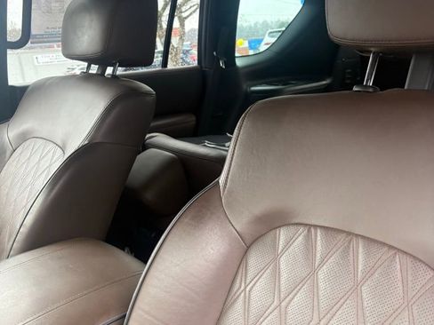 Used 2023 Nissan Armada Platinum w/ Captain's Chairs Package image 17