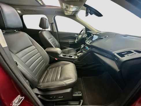 Used 2015 Ford Escape Titanium AWD/4WD image 33