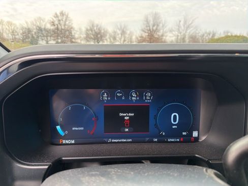 Used 2025 Ford F250 Lariat w/ Lariat Ultimate Package image 10