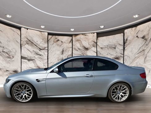 Used 2013 BMW M3 Coupe w/ Premium Pkg image 5