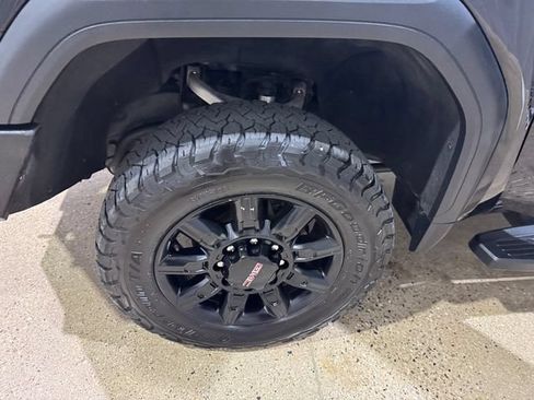 Used 2024 GMC Sierra 2500 AT4 AWD/4WD image 30