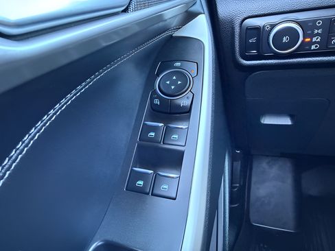 Used 2023 Ford Explorer XLT w/ Equipment Group 202A AWD/4WD image 24