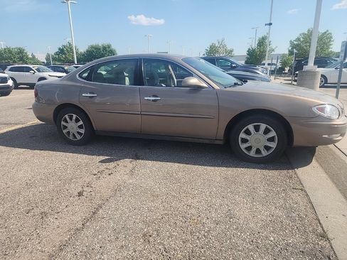 Used 2007 Buick LaCrosse CX FWD image 14