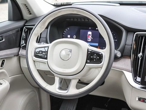 New 2026 Volvo XC90 T8 Ultra w/ Protection Package Premier AWD/4WD image 18