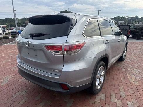 Used 2014 Toyota Highlander Limited FWD image 14