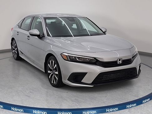 Used 2023 Honda Civic EX image 4