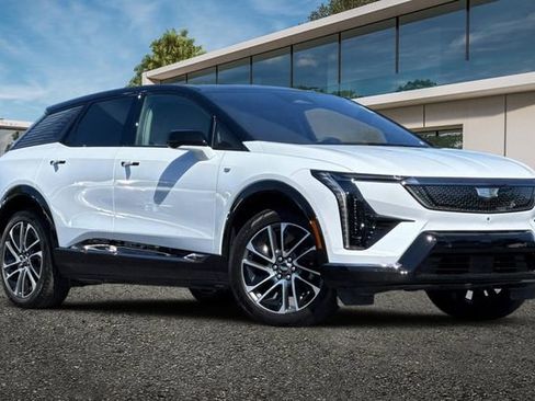 New 2026 Cadillac Optiq Sport 1 w/ LPO, Floor Liner Package AWD/4WD image 1