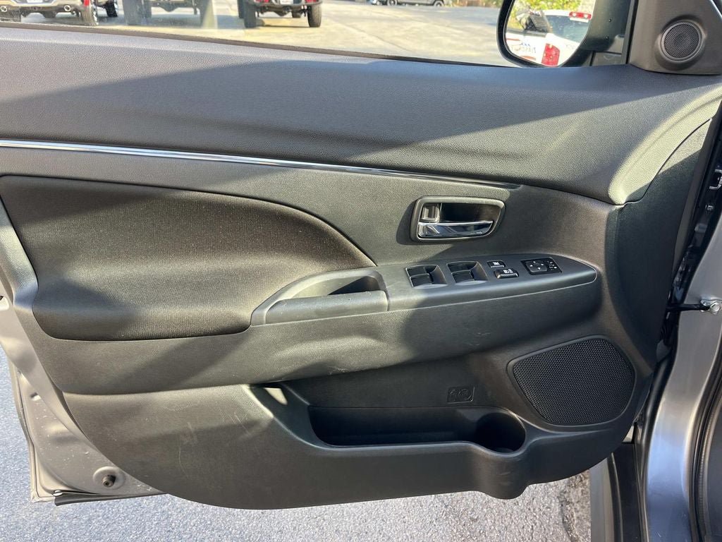 Used 2024 Mitsubishi Outlander Sport ES AWD/4WD image 24