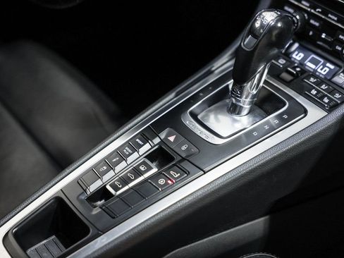 Used 2014 Porsche 911 Carrera S image 26