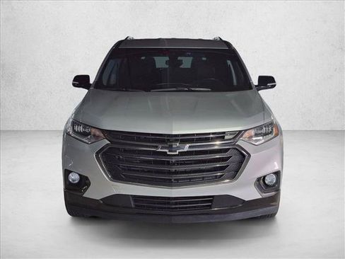 Used 2019 Chevrolet Traverse Premier w/ Redline Edition FWD image 2