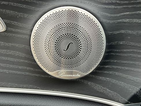 Used 2023 Mercedes-Benz E 350 4MATIC Sedan image 19