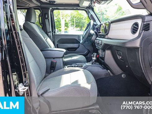 Used 2025 Jeep Wrangler Unlimited Sport AWD/4WD image 21