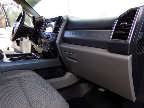 Used 2021 Ford F250 XLT w/ XLT Premium Package image 56