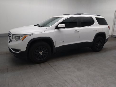 Used 2019 GMC Acadia SLT FWD image 2