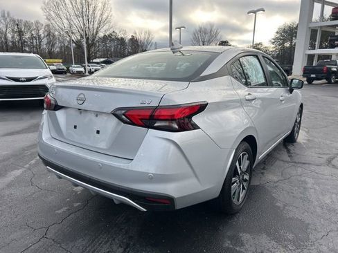 Used 2024 Nissan Versa SV image 5