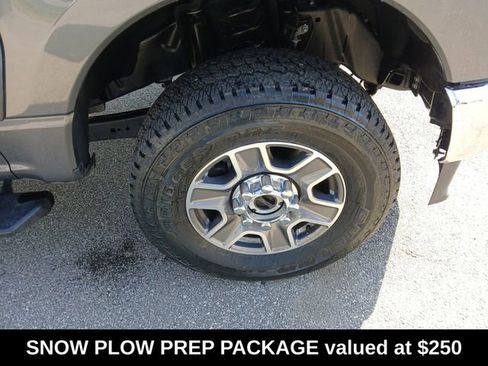 Used 2025 Ford F250 XLT w/ FX4 Off-Road Package AWD/4WD image 11