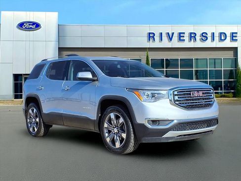 Used 2019 GMC Acadia SLT image 1