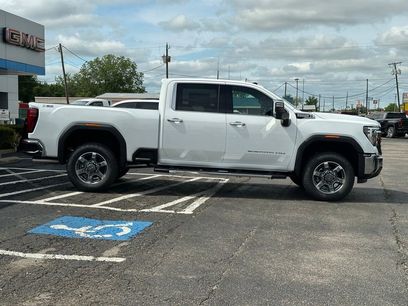 New 2026 GMC Sierra 2500 SLT w/ SLT Premium Package