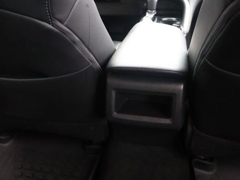 Used 2018 Toyota Camry SE FWD image 30