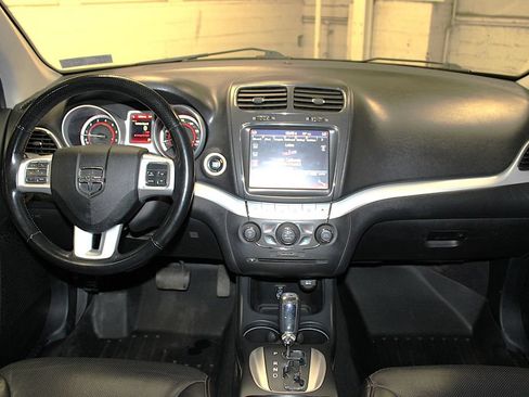 Used 2019 Dodge Journey GT AWD/4WD image 9