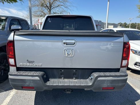 Used 2019 Honda Ridgeline RTL image 2