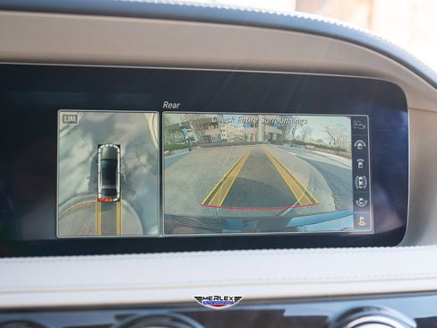Used 2019 Mercedes-Benz S 560 Sedan w/ Premium Package image 33