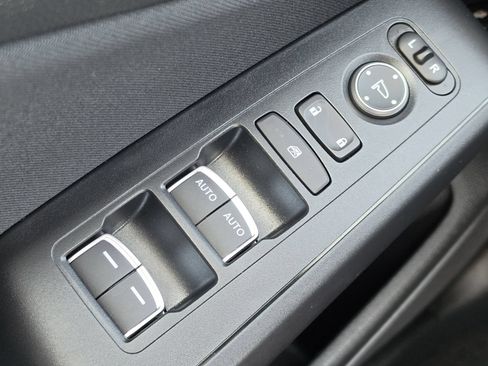 Used 2023 Honda Civic Sport image 14