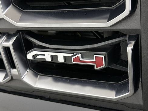 New 2026 GMC Canyon AT4 w/ Nightfall Edition AWD/4WD image 34
