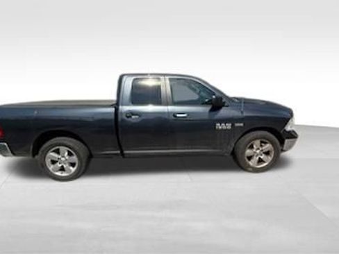 Used 2016 RAM 1500 Big Horn image 3