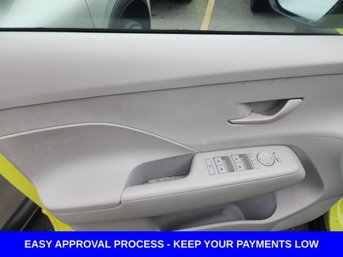 Used 2024 Hyundai Kona SEL w/ Convenience Package image 5