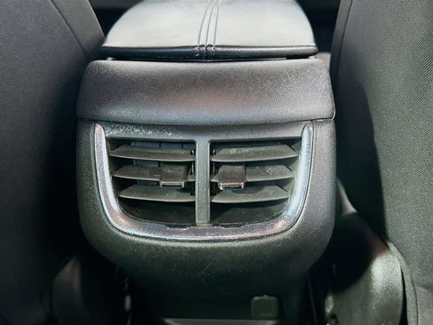 Used 2023 Chevrolet Malibu LT FWD image 24