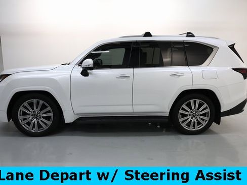 Used 2023 Lexus LX 600 4WD w/ Ultra Luxury Package image 25