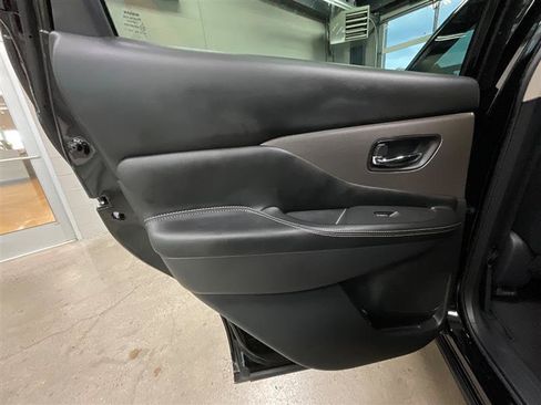 Used 2023 Nissan Murano S w/ Cargo Package AWD/4WD image 21