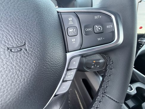 New 2026 RAM 3500 Big Horn AWD/4WD image 15