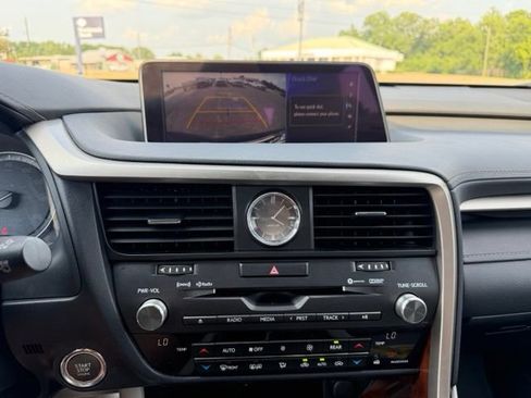 Used 2019 Lexus RX 350L FWD image 18