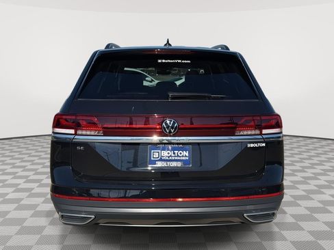 New 2026 Volkswagen Atlas SE image 4