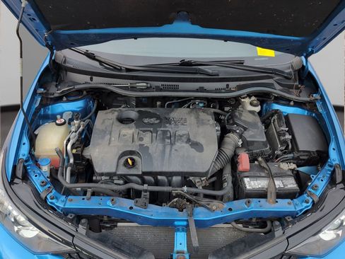 Used 2017 Toyota Corolla iM image 13