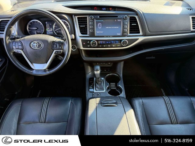 Used 2018 Toyota Highlander SE w/ Protection Package #3 AWD/4WD image 17